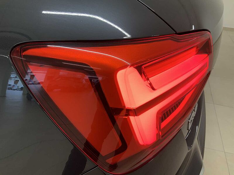 Audi Q2 30 TDI S tronic Admired Advanced