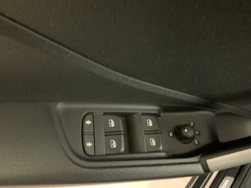 Audi Q2 30 TDI S tronic Admired Advanced