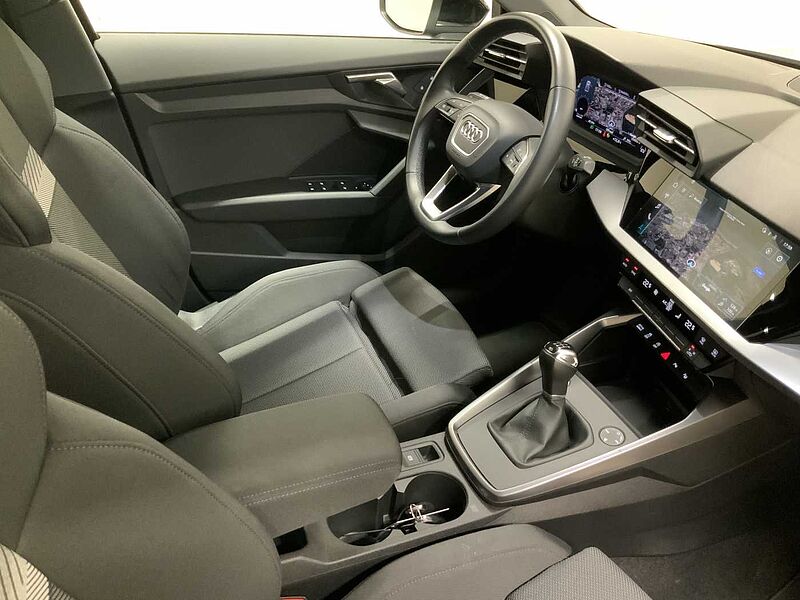 Audi A3 4ª serie Sedan 30 TFSI S line edition