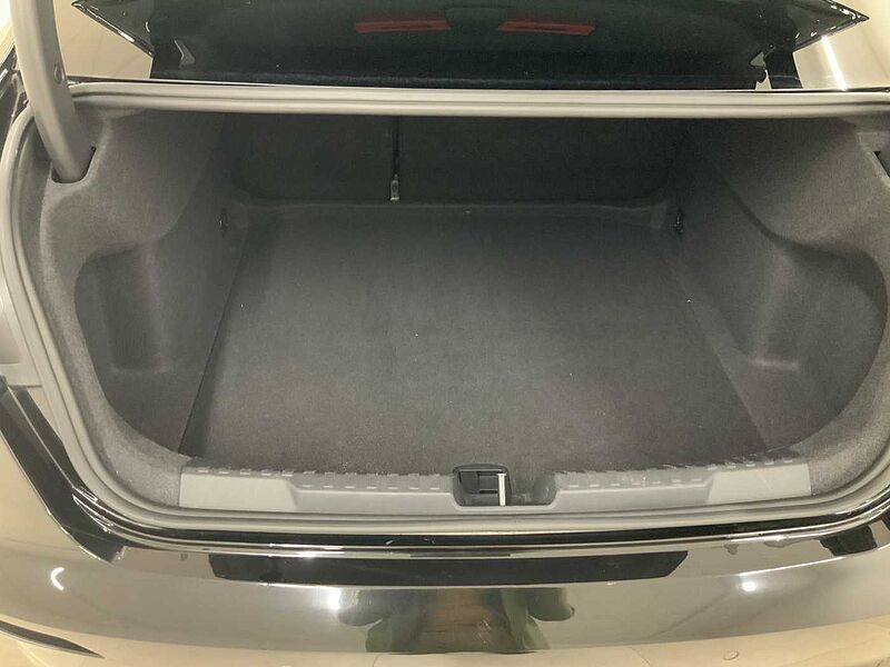 Audi A3 4ª serie Sedan 30 TFSI S line edition