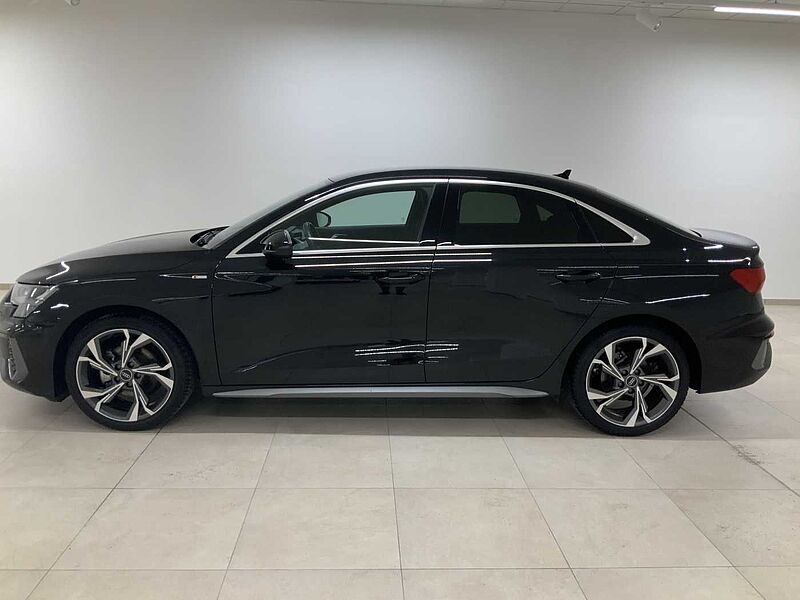 Audi A3 4ª serie Sedan 30 TFSI S line edition