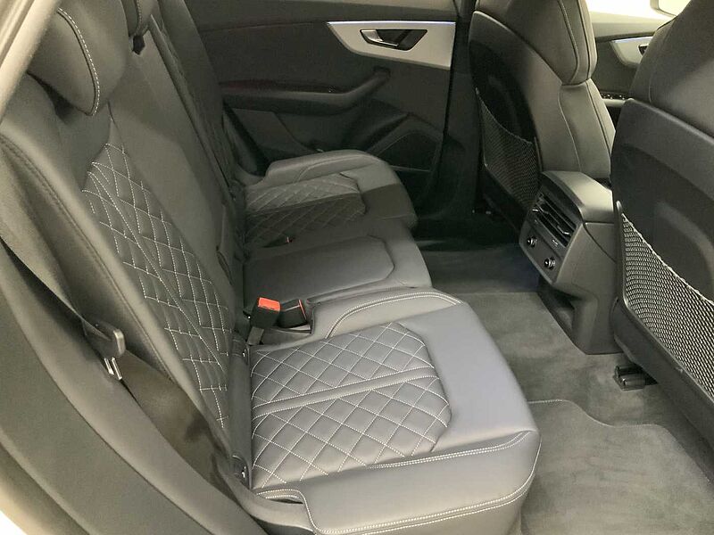 Audi Q8 SUV 45 TDI quattro tiptronic S line edition