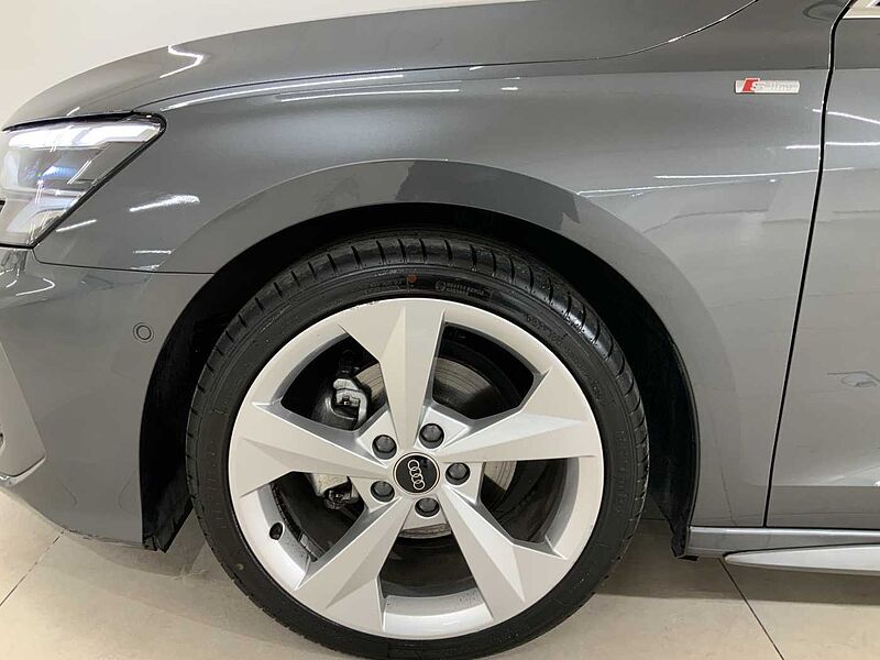 Audi A3 4ª serie SPB 35 TDI S tronic S line edition
