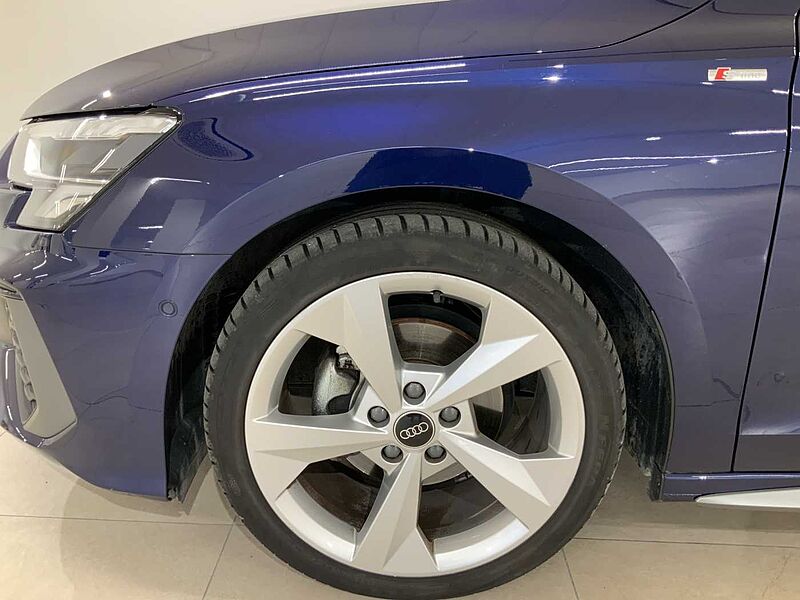 Audi A3 4ª serie SPB 35 TDI S tronic S line edition