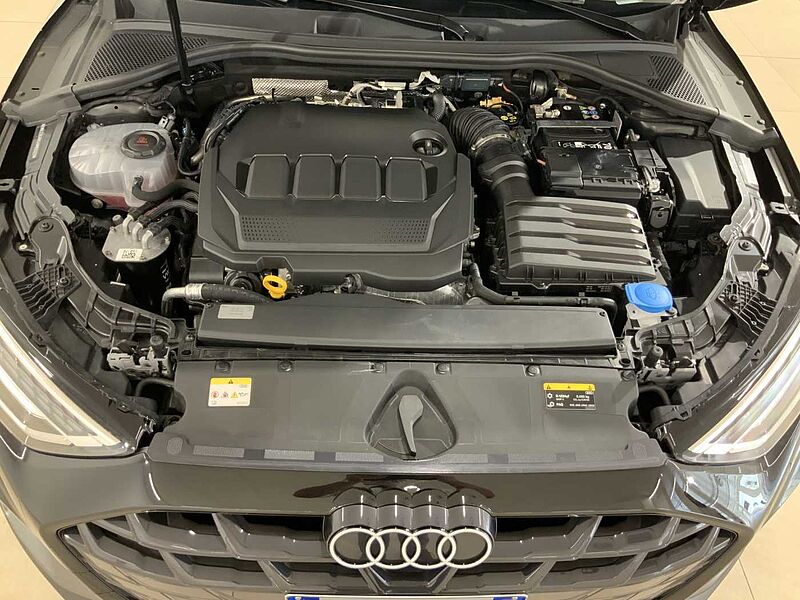 Audi A3 4ª serie SPB 35 TDI S tronic S line edition