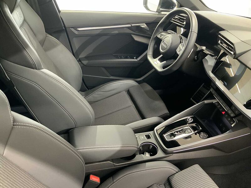 Audi A3 4ª serie SPB 35 TDI S tronic S line edition