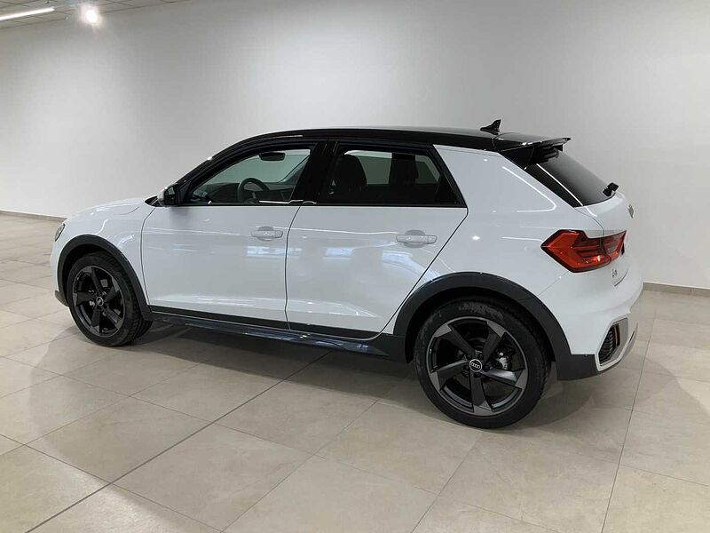 Audi A1 2ª serie allstreet 30 TFSI S tronic Identity Contrast