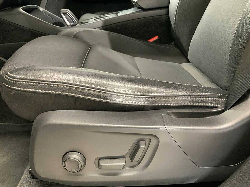 Volvo XC40 D4 AWD Geartronic R-design