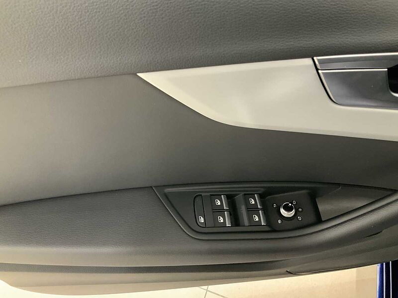 Audi A4 5ª serie Avant 40 TDI quattro S tronic S line edition