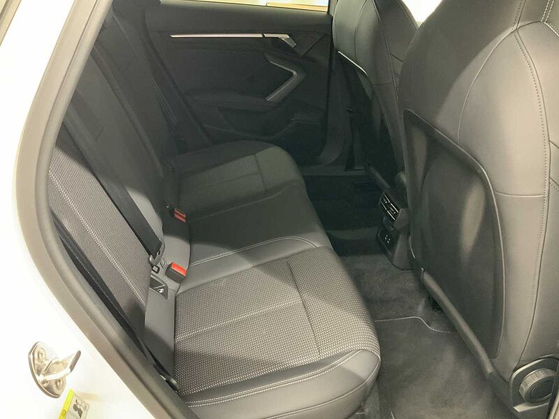 Audi A3 4ª serie SPB 35 TDI S tronic S line edition