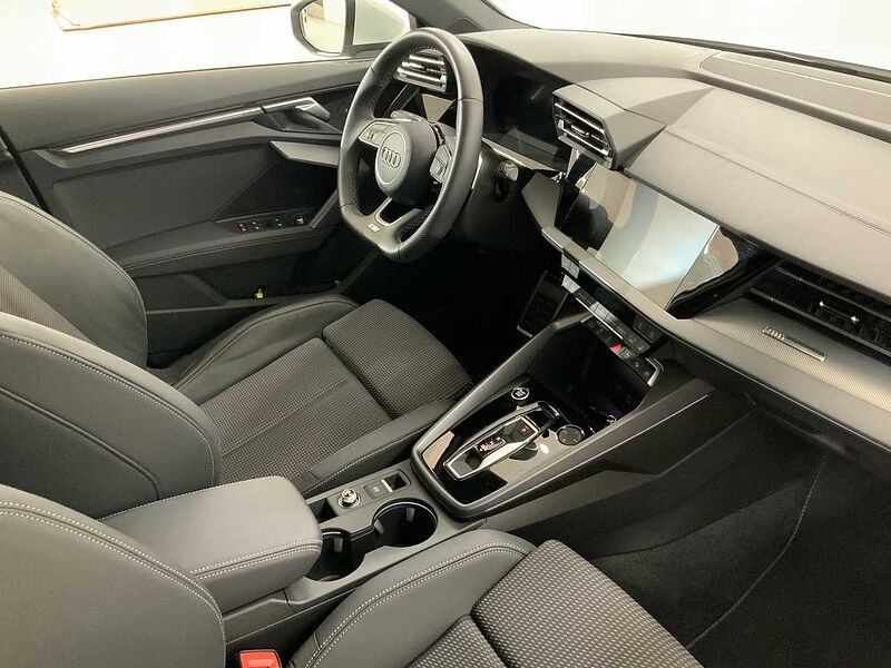 Audi A3 4ª serie SPB 35 TDI S tronic S line edition