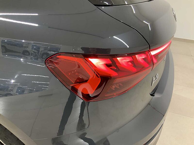 Audi A3 4ª serie Sedan 30 TDI S tronic Business Advanced