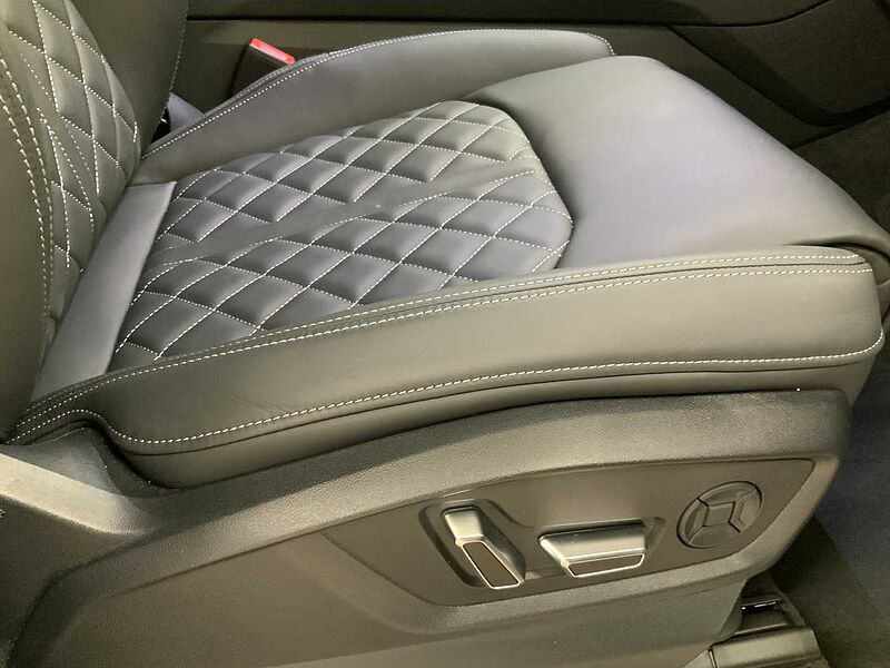 Audi Q8 SUV 45 TDI quattro tiptronic S line edition